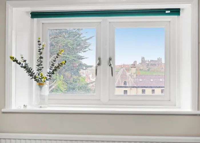 Feriehus 30 Percent Off! 5 Bed In - Games - Parking - Hot-tub Whitby
