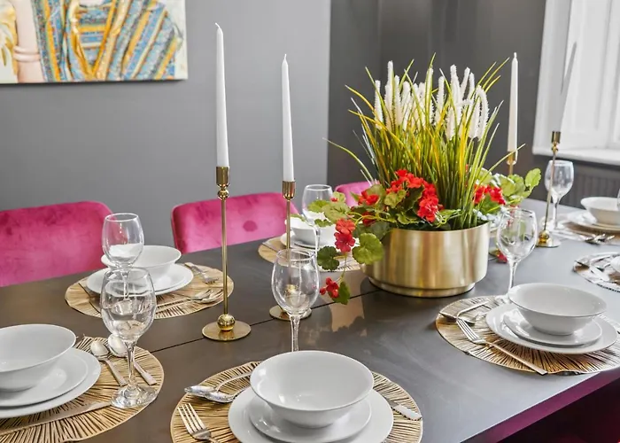 30 Percent Off! 5 Bed In - Games - Parking - Hot-tub *