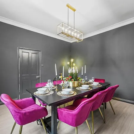 度假居 30 Percent Off! 5 Bed In - Games - Parking - Hot-tub 惠特比