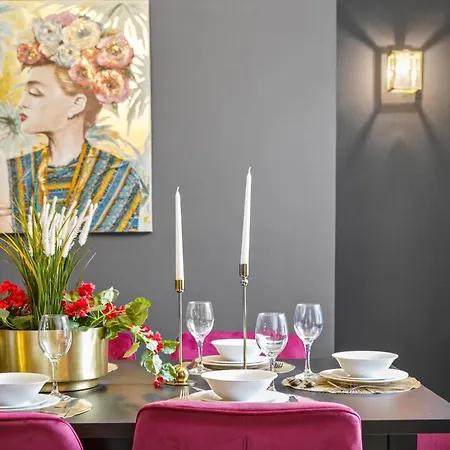 度假居 30 Percent Off! 5 Bed In - Games - Parking - Hot-tub 惠特比